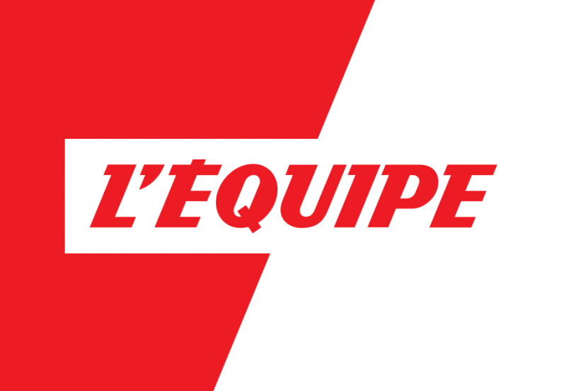 Antoine Griezmann invite un jeune fan de l'Atlético de Madrid au centre d'entraînement et lui offre ses crampons dédicacés
