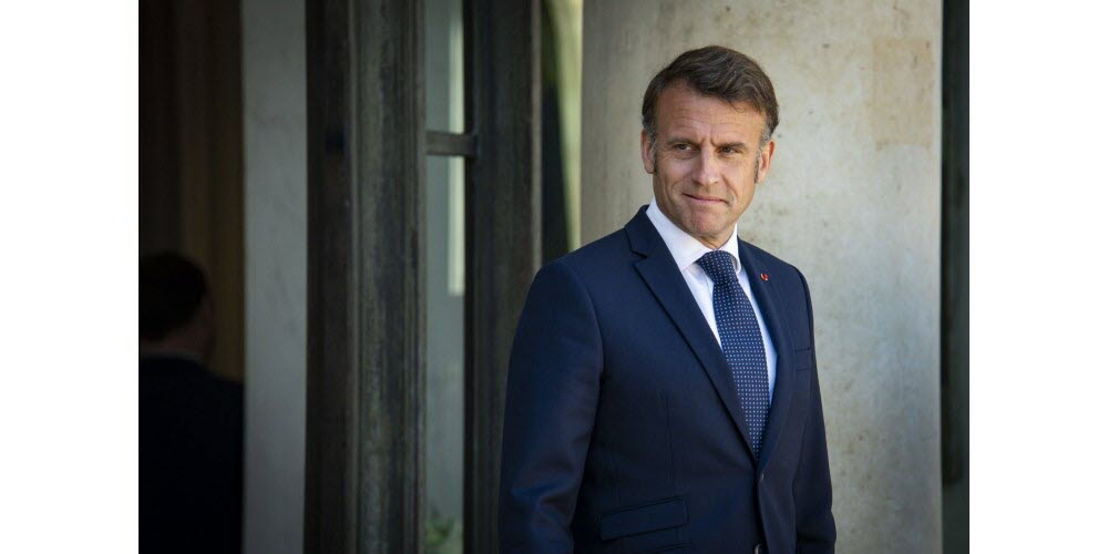 Politique. Référendum sur un plan pour réduire les déficits, Macron temporise